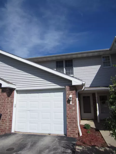 2527 Telluride Trl #B, Green Bay, WI 54313