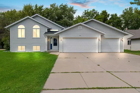 239 Alison Ct, Wrightstown, WI 54180