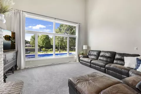 Living - w2575 Fontana Way, Appleton, WI 54915 photo 2 of 6