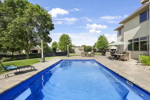 Exterior - w2575 Fontana Way, Appleton, WI 54915 photo 3 of 20