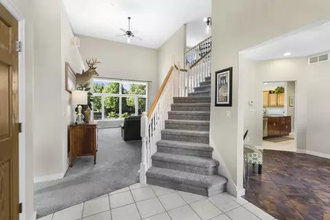 Entry Way - w2575 Fontana Way, Appleton, WI 54915 photo 1 of 5