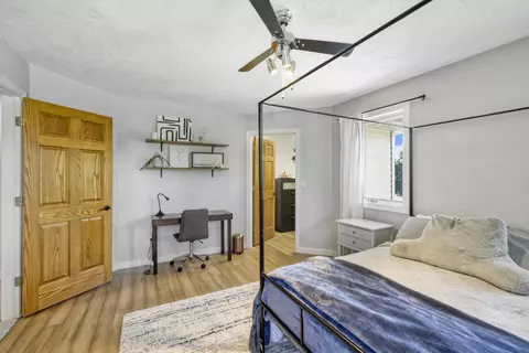Bedroom - w2575 Fontana Way, Appleton, WI 54915 photo 11 of 16