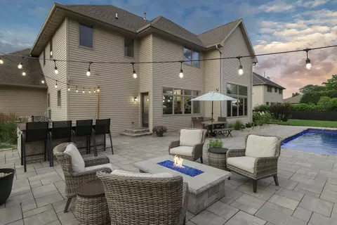 Exterior - w2575 Fontana Way, Appleton, WI 54915 photo 15 of 20