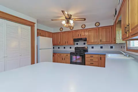 636 E Sylvan Ave, Appleton, WI 54915 photo 16