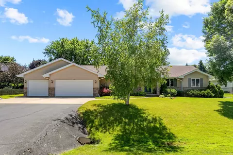 n1786 Reimer Drive, Greenville, WI 54942