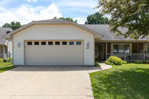 2291 Patriot Ln, Oshkosh, WI 54904