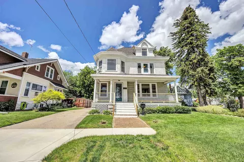 114 W Pacific St, Appleton, WI 54911 photo 2