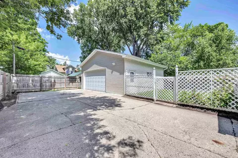 114 W Pacific St, Appleton, WI 54911 photo 41