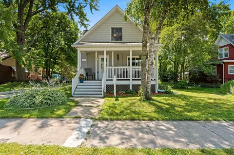 815 Hewitt St, Neenah, WI 54956