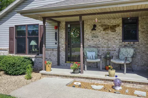 Exterior - n9416 Rosella Drive, Appleton, WI 54915 photo 2 of 12
