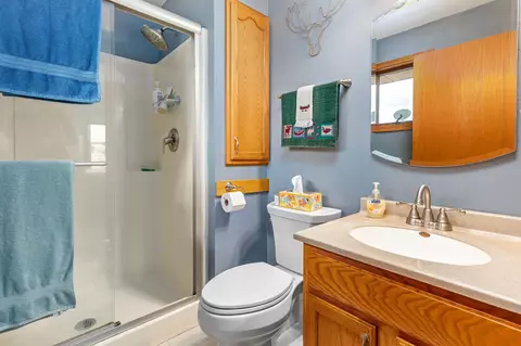 Bath - n9416 Rosella Drive, Appleton, WI 54915 photo 1 of 4
