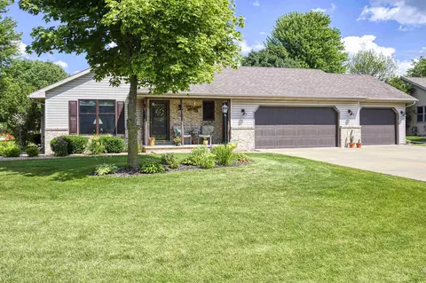 n9416 Rosella Drive, Appleton, WI 54915