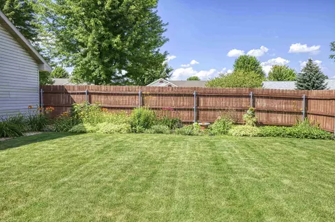 Exterior - n9416 Rosella Drive, Appleton, WI 54915 photo 12 of 12
