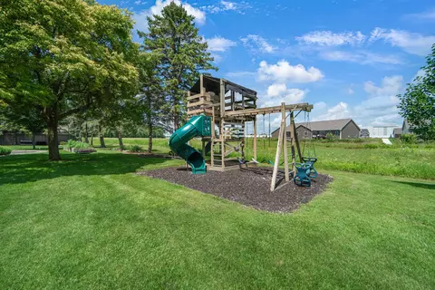 400 Maple Dr, Appleton, WI 54913 photo 31