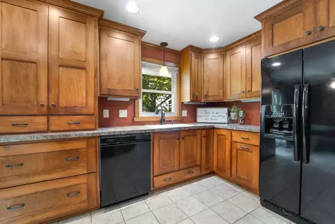 400 Maple Dr, Appleton, WI 54913 photo 9