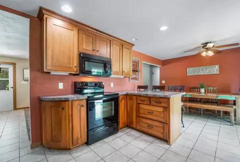 400 Maple Dr, Appleton, WI 54913 photo 8