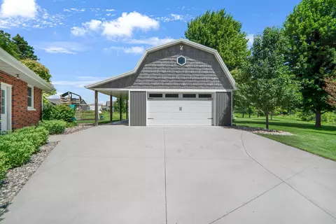 400 Maple Dr, Appleton, WI 54913 photo 24