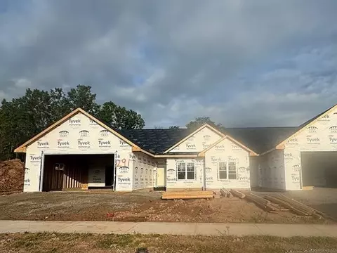 291 Rainbow Ct, Green Bay, WI 54303