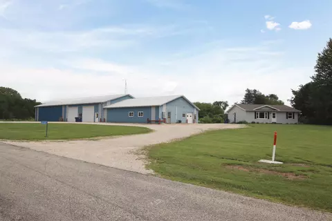 w4890 Mill Road, Fond Du Lac, WI 54937