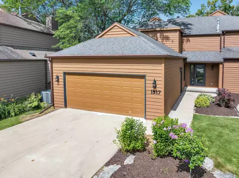 1517 N Bay Highlands Dr, Green Bay, WI 54311