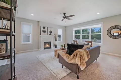 4201 E Braeburn Dr, Appleton, WI 54913 photo 5