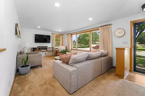 Living - 1310 E Pershing St, Appleton, WI 54911 photo 1 of 4