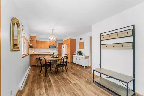 Entry Way - 1310 E Pershing St, Appleton, WI 54911 photo 1 of 1