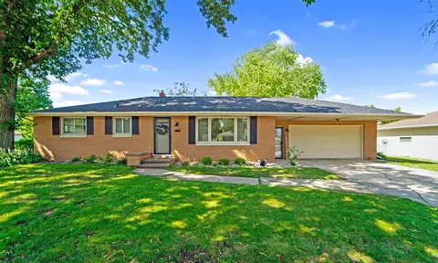 1310 E Pershing St, Appleton, WI 54911