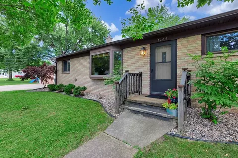 1902 N Alexander St, Appleton, WI 54911