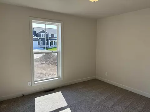 W5820 Edgewood Drive, Menasha, WI 54952 photo 7