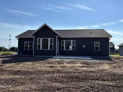 W5820 Edgewood Drive, Menasha, WI 54952 photo 3