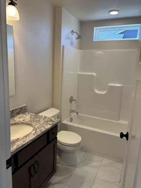 W5820 Edgewood Drive, Menasha, WI 54952 photo 10