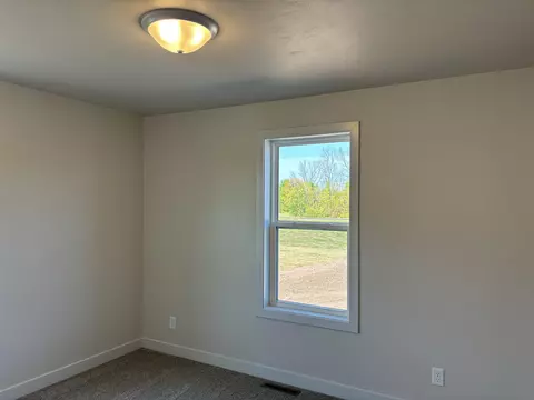 W5820 Edgewood Drive, Menasha, WI 54952 photo 5