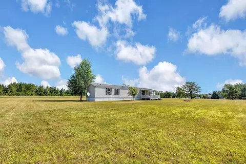 10668 W County Road X, Crivitz, WI 54114