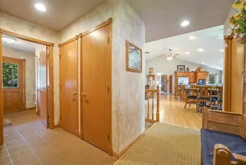 Entry Way - W2278 County Highway E, Chilton, WI 53014 photo 1 of 4