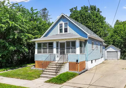 1455 Kurtz Ave, Green Bay, WI 54301