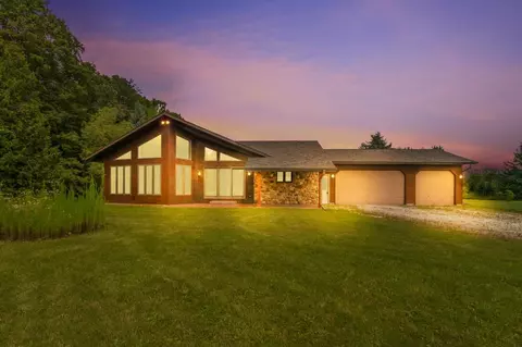 6508 Mapleview Ln, Whitelaw, WI 54247