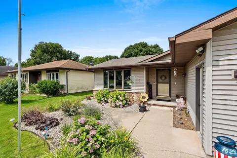 1623 S Lawe St, Appleton, WI 54915 photo 3