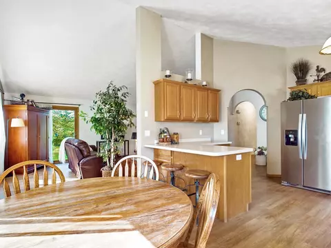 2813 S Schaefer Cir, Appleton, WI 54915 photo 7