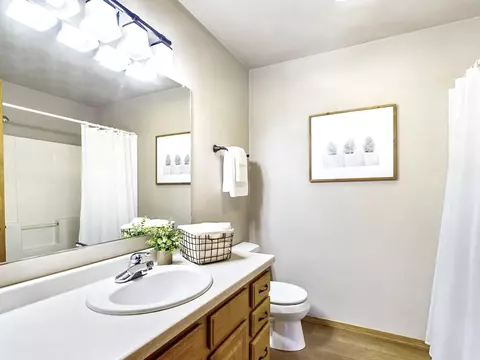 2813 S Schaefer Cir, Appleton, WI 54915 photo 12