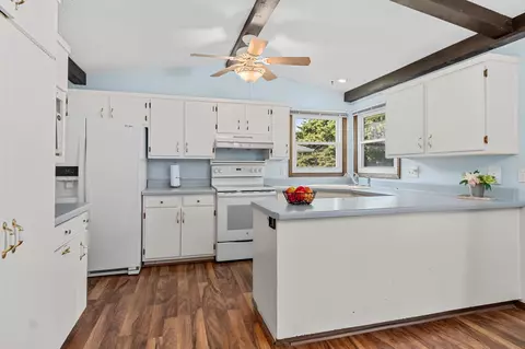 2215 N Meade Pl, Appleton, WI 54911 photo 11