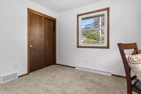 2215 N Meade Pl, Appleton, WI 54911 photo 18
