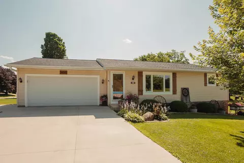 406 S Elm St, Campbellsport, WI 53010