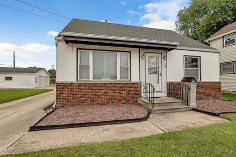 116 Beach St, Brillion, WI 54110