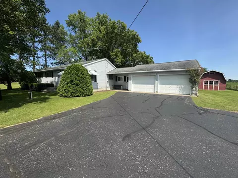 10854 State Hwy 32, Suring, WI 54174