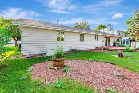2016 N Eugene St, Appleton, WI 54914 photo 3
