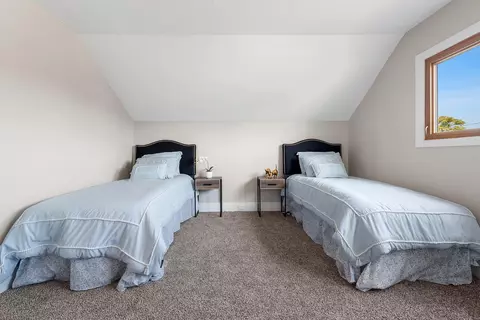Bedroom - 909 W Lawrence St, Appleton, WI 54914 photo 4 of 4