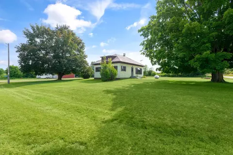 n2693s11 S Th Rd, Coleman, WI 54112