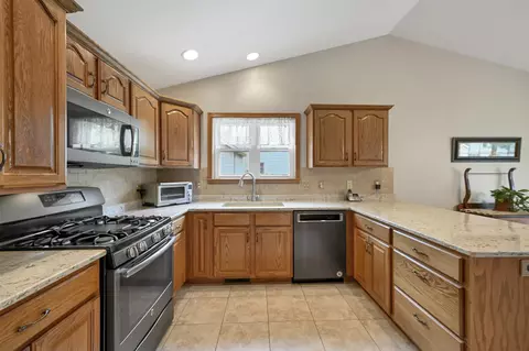 1409 E Keystone Ln, Appleton, WI 54913 photo 7