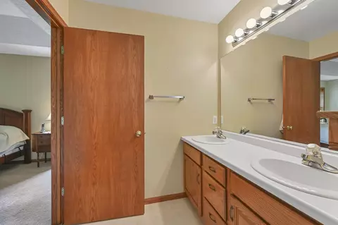 1409 E Keystone Ln, Appleton, WI 54913 photo 17